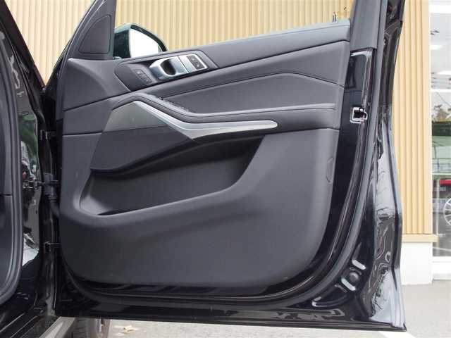 ＢＭＷ Ｘ５ xDrive 35d Mスポーツ 埼玉県 2022(令4)年 2.2万km サファイアブラックP ブラックレザーシート/アダプティブクルーズコントロール/インテリジェントセーフティ/ヘッドアップディスプレイ/CarPlay/パークディスタンスコントロール/ブラインドスポットモニター/コンフォートアクセス/全周囲カメラ/純正ナビ/ルームミラー内臓ETC/フルセグTV/全席シートヒーター/シートポジションメモリー機能