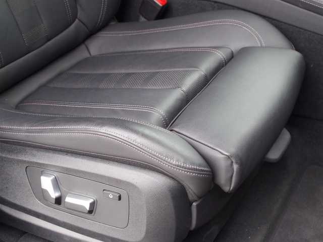 ＢＭＷ Ｘ５ xDrive 35d Mスポーツ 埼玉県 2022(令4)年 2.2万km サファイアブラックP ブラックレザーシート/アダプティブクルーズコントロール/インテリジェントセーフティ/ヘッドアップディスプレイ/CarPlay/パークディスタンスコントロール/ブラインドスポットモニター/コンフォートアクセス/全周囲カメラ/純正ナビ/ルームミラー内臓ETC/フルセグTV/全席シートヒーター/シートポジションメモリー機能