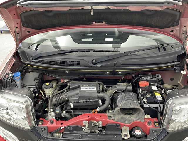 ホンダ Ｎ ＢＯＸ カスタム G ターボ Lパッケージ 千葉県 2017(平29)年 3.3万km 赤／黒 両側パワースライドドア/純正SDナビ/・型式：VXM-175VFi/・CD/DVD/Bluetooth/フルセグTV/AM/FM/バックカメラ/クルーズコントロール/HIDオートヘッドライト/LEDフォグランプ/ハーフレザーシート/ビルトインETC/純正15インチアルミホイール/純正フロアマット/パドルシフト/ロールサンシェード/オートエアコン/ステアリングスイッチ/スマートキー/スペアキー1本/禁煙車