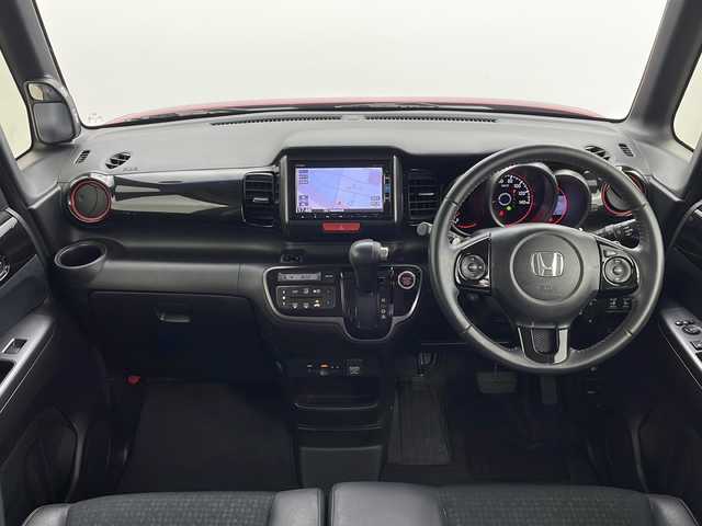 ホンダ Ｎ ＢＯＸ カスタム G ターボ Lパッケージ 千葉県 2017(平29)年 3.3万km 赤／黒 両側パワースライドドア/純正SDナビ/・型式：VXM-175VFi/・CD/DVD/Bluetooth/フルセグTV/AM/FM/バックカメラ/クルーズコントロール/HIDオートヘッドライト/LEDフォグランプ/ハーフレザーシート/ビルトインETC/純正15インチアルミホイール/純正フロアマット/パドルシフト/ロールサンシェード/オートエアコン/ステアリングスイッチ/スマートキー/スペアキー1本/禁煙車
