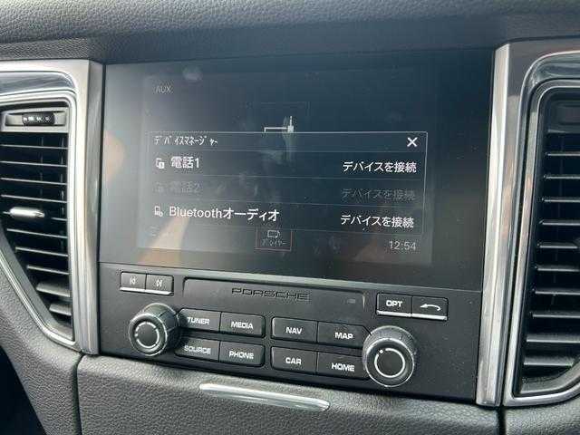 ポルシェ マカン 埼玉県 2017(平29)年 4.9万km 黒 純正ナビゲーションシステム　/バックカメラ　/ＰＤＣ　/黒ハーフレザーシート　/シートヒーター　/エントリー＆ドライブ　/パワーバックドア　/運転席パワーシート　/Ｂｌｕｅｔｏｏｔｈ接続　/オートエアコン
