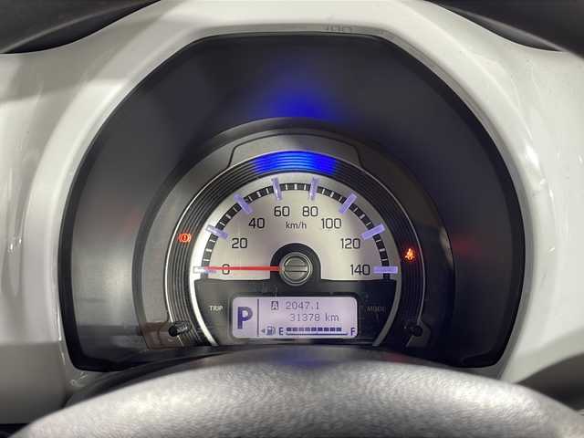 スズキ ハスラー G 沖縄県 2018(平30)年 3.2万km シフォンアイボリーM 禁煙車　/社外７インチナビ（ワンセグ，ラジオ，ＣＤ／ＤＶＤ）　/バックカメラ　/ＥＴＣ　/ドライブレコーダー　/レーダーブレーキサポート　/シートヒーター(D/N)　/プッシュスタート　/フロアマット　/ドアバイザー　/ベンチシート/ハロゲンヘッドライト