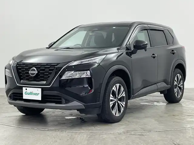 日産 エクストレイル S e－4ORCE 群馬県 2023(令5)年 1.7万km ダイヤモンドブラック 純正９インチナビ　フルセグ　バックカメラ　革巻きステアリング　ステアリングスイッチ　前席シートヒーター　ステアリングヒーター　レーダークルーズコントロール　ＬＥＤオートライト　ＡＣ１００Ｖ電源　ＥＴＣ