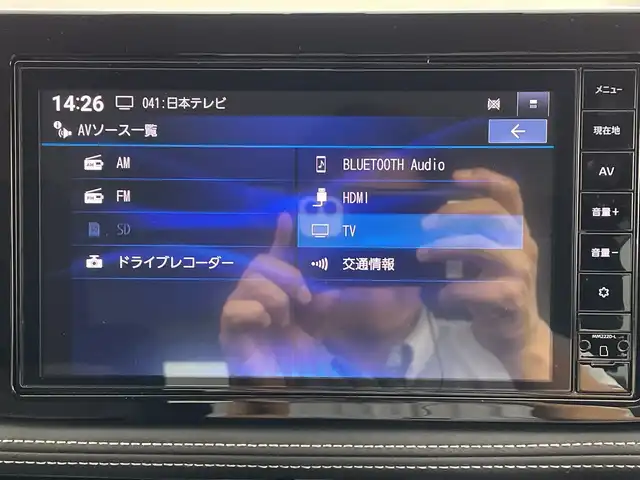日産 エクストレイル S e－4ORCE 群馬県 2023(令5)年 1.7万km ダイヤモンドブラック 純正９インチナビ　フルセグ　バックカメラ　革巻きステアリング　ステアリングスイッチ　前席シートヒーター　ステアリングヒーター　レーダークルーズコントロール　ＬＥＤオートライト　ＡＣ１００Ｖ電源　ＥＴＣ