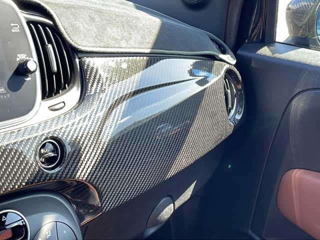 アバルト ５９５ コンペティツィオーネ 福岡県 2020(令2)年 4.7万km 黒 左ハンドル/マニュアル車/純正フロアマット/純正ドライブレコーダー/ETC/ディスプレイオーディオ/USB接続/社外スロットルコントローラー/社外17インチアルミホイール/社外スプリング/LEDヘッドライト/ステアリングリモコン