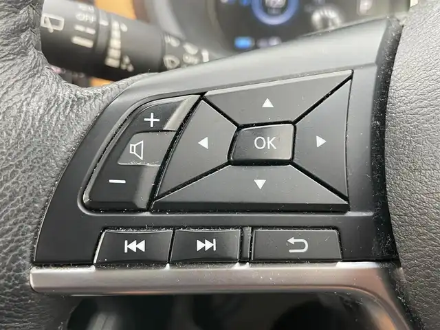 日産 キックス X ツートーンインテリアED 千葉県 2021(令3)年 5.8万km ピュアブラック プロパイロット/衝突軽減ブレーキ/全方位カメラ/インテリジェントルームミラー/純正９インチＳＤナビ/フルセグＴＶ/ルーフレール/ＬＥＤヘッドライト/オートライト/純正１７インチアルミホイール