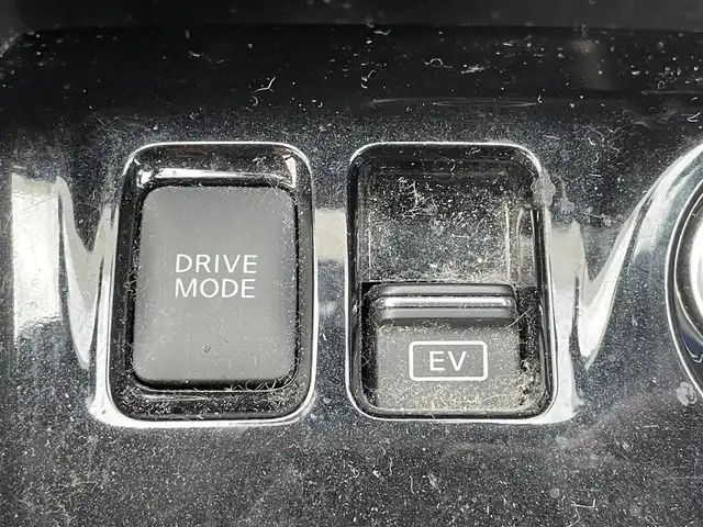 日産 キックス X ツートーンインテリアED 千葉県 2021(令3)年 5.8万km ピュアブラック プロパイロット/衝突軽減ブレーキ/全方位カメラ/インテリジェントルームミラー/純正９インチＳＤナビ/フルセグＴＶ/ルーフレール/ＬＥＤヘッドライト/オートライト/純正１７インチアルミホイール