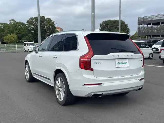 ボルボ ＸＣ９０ T6 AWD インスクリプション 千葉県 2017(平29)年 4.8万km クリスタルホワイトP パノラマルーフ/ブラインドスポットインフォメーションシステム/レーンキーピングエイド/衝突回避・被害軽減ブレーキ/パーキングアシスト/アダプティブクルーズコントロール/９インチタッチスクリーンセンターディスプレイ/・ＵＳＢ/・Ｂｌｕｅｔｏｏｔｈ/・フルセグTV/360°ビューカメラ/全席シートヒーター/前席ベンチレーション/前席パワーシート/前席シートメモリー/ステリングヒーター/電動リアゲート/ETC/LEDオートライト/LEDフォグランプ
