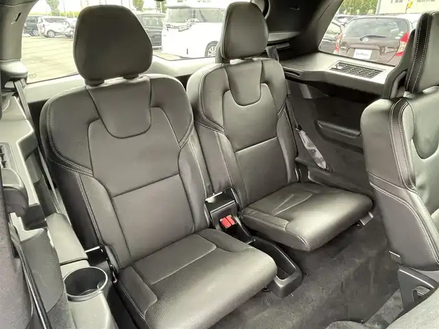 ボルボ ＸＣ９０ T6 AWD インスクリプション 千葉県 2017(平29)年 4.8万km クリスタルホワイトP パノラマルーフ/ブラインドスポットインフォメーションシステム/レーンキーピングエイド/衝突回避・被害軽減ブレーキ/パーキングアシスト/アダプティブクルーズコントロール/９インチタッチスクリーンセンターディスプレイ/・ＵＳＢ/・Ｂｌｕｅｔｏｏｔｈ/・フルセグTV/360°ビューカメラ/全席シートヒーター/前席ベンチレーション/前席パワーシート/前席シートメモリー/ステリングヒーター/電動リアゲート/ETC/LEDオートライト/LEDフォグランプ