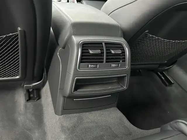 アウディ Ａ６ 2．0 TFSI クワトロSライン 茨城県 2017(平29)年 4.3万km グレイシアホワイトメタリック アシスタンスパッケージ /ACC /マトリクスLED /BOSE /黒革 /シートヒーター /パワーシート /レーンアシスト /サイドアシスト /バックカメラ /パーキングエイド /MMIナビ /12セグ /BT /DVD /USB  /アドバンストキー /ETC2.0 /純正19inAW /禁煙車