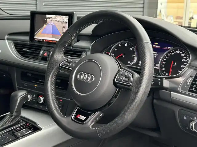 アウディ Ａ６ 2．0 TFSI クワトロSライン 茨城県 2017(平29)年 4.3万km グレイシアホワイトメタリック アシスタンスパッケージ /ACC /マトリクスLED /BOSE /黒革 /シートヒーター /パワーシート /レーンアシスト /サイドアシスト /バックカメラ /パーキングエイド /MMIナビ /12セグ /BT /DVD /USB  /アドバンストキー /ETC2.0 /純正19inAW /禁煙車