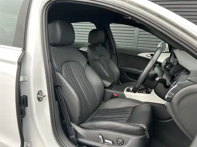 アウディ Ａ６ 2．0 TFSI クワトロSライン 茨城県 2017(平29)年 4.3万km グレイシアホワイトメタリック アシスタンスパッケージ /ACC /マトリクスLED /BOSE /黒革 /シートヒーター /パワーシート /レーンアシスト /サイドアシスト /バックカメラ /パーキングエイド /MMIナビ /12セグ /BT /DVD /USB  /アドバンストキー /ETC2.0 /純正19inAW /禁煙車