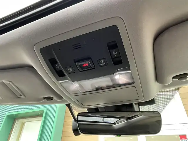 レクサス ＲＸ 450h バージョンL 宮崎県 2017(平29)年 8.6万km グラファイトブラックガラスフレーク 4WD/パノラマルーフ/ルーフレール/純正12.3型ナビ/フルセグTV/パワーバックドア/パノラミックビューモニター/ビルトインETC2.0/ドライブレコーダー/純正11.6型後席用ディスプレイ/レーダークルーズコントロール/クリアランスソナー/セーフティシステムプラス/・プリクラッシュセーフティシステム/・レーンキーピングアシスト/・オートマチックハイビーム/リアクロストラフィックアラート/リアクロストラフィックオートブレーキ/ブラインドスポットモニター/角型3眼LEDヘッドランプ/本木製/革巻きコンビステアリング/ステアリングヒーター/ブラウン革シート/全席シートヒーター/前席パワーシート/ポジションメモリー/前席コンフォータブルエアシート/純正オプ20インチアルミホイール/スマートエントリー/スタートシステム/禁煙車