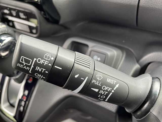 ホンダ Ｎ ＢＯＸ カスタム L 岩手県 2023(令5)年 1.5万km クリスタルブラックパール 純正SDナビ/AM/FM/CD/DVD/Bluetooth/フルセグTV/バックカメラ/ビルトインETC/ドライブレコーダー/レーダークルーズコントロール/衝突被害軽減ブレーキ/レーンキープアシスト/横滑り防止装置/シートヒーター/オートライト/LEDヘッドライト/フォグランプ/スマートキー/プッシュスタート/電動格納ミラー/社外14インチAW/純正フロアマット/ドアバイザー/保証書/取扱説明書