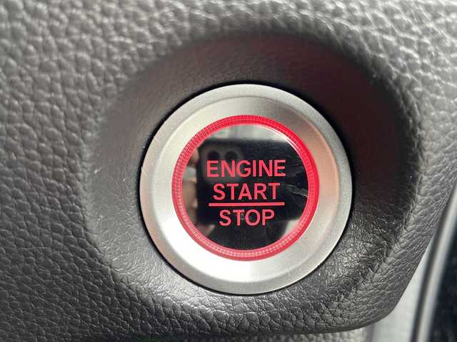 ホンダ Ｎ ＢＯＸ カスタム L 岩手県 2023(令5)年 1.5万km クリスタルブラックパール 純正SDナビ/AM/FM/CD/DVD/Bluetooth/フルセグTV/バックカメラ/ビルトインETC/ドライブレコーダー/レーダークルーズコントロール/衝突被害軽減ブレーキ/レーンキープアシスト/横滑り防止装置/シートヒーター/オートライト/LEDヘッドライト/フォグランプ/スマートキー/プッシュスタート/電動格納ミラー/社外14インチAW/純正フロアマット/ドアバイザー/保証書/取扱説明書