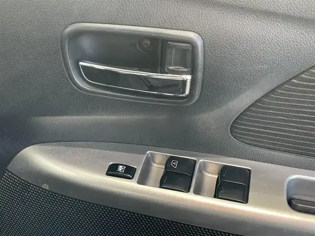 三菱 ｅＫカスタム T 岡山県 2014(平26)年 7.5万km ディープブラックマイカ 登録時走行距離74899km/純正SDナビ/(AM/FM/DISC/TV)/バックカメラ/ETC/ドライブレコーダー/プッシュスタート/USB入力端子/スマートキー/スペアキー/純正15インチアルミホイール/記録簿/保証書/取扱説明書/純正フロアマット/電動格納ミラー