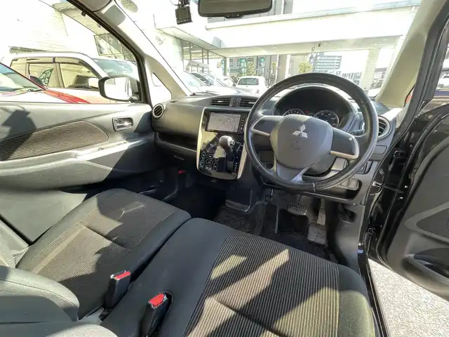 三菱 ｅＫカスタム T 岡山県 2014(平26)年 7.5万km ディープブラックマイカ 登録時走行距離74899km/純正SDナビ/(AM/FM/DISC/TV)/バックカメラ/ETC/ドライブレコーダー/プッシュスタート/USB入力端子/スマートキー/スペアキー/純正15インチアルミホイール/記録簿/保証書/取扱説明書/純正フロアマット/電動格納ミラー