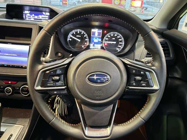 スバル インプレッサ ＸＶ 1．6i－L アイサイト 福岡県 2018(平30)年 11.3万km クリスタルホワイトP 純正ナビ/DVD/Bluetooth/TV（フルセグ）/AM/FM/SMART　USEN/iPod/DISC/USB/ヒルスタートアシスト/X-MODE/ETC/クルーズコントロール/レーンキープアシスト/アイドリングストップ/SRH/プリクラッシュ/車線逸脱警報装置/オートライト/ドラレコ（SD付）