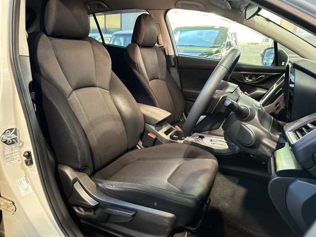 スバル インプレッサ ＸＶ 1．6i－L アイサイト 福岡県 2018(平30)年 11.3万km クリスタルホワイトP 純正ナビ/DVD/Bluetooth/TV（フルセグ）/AM/FM/SMART　USEN/iPod/DISC/USB/ヒルスタートアシスト/X-MODE/ETC/クルーズコントロール/レーンキープアシスト/アイドリングストップ/SRH/プリクラッシュ/車線逸脱警報装置/オートライト/ドラレコ（SD付）