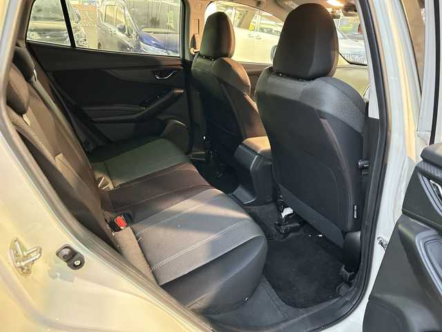 スバル インプレッサ ＸＶ 1．6i－L アイサイト 福岡県 2018(平30)年 11.3万km クリスタルホワイトP 純正ナビ/DVD/Bluetooth/TV（フルセグ）/AM/FM/SMART　USEN/iPod/DISC/USB/ヒルスタートアシスト/X-MODE/ETC/クルーズコントロール/レーンキープアシスト/アイドリングストップ/SRH/プリクラッシュ/車線逸脱警報装置/オートライト/ドラレコ（SD付）