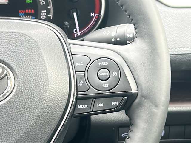 トヨタ ＲＡＶ４ G Zパッケージ 佐賀県 2019(令1)年 6万km ホワイトパールクリスタルシャイン ワンオーナー/純正9インチナビ/バックカメラ/プリクラッシュセーフティ/レーンディパーチャーアラート/オートハイビーム/アダプティブクルーズコントロール/ブラインドスポットモニター/リアクロストラフィックアラート/クリアランスソナー/電動パーキングブレーキ/オートブレーキホールド/パワーバックドア/レザーシート/シートヒーター/メモリパワーシート/ステアリングヒーター/ステアリングリモコン/ビルトインETC/ドライブレコーダー/プッシュスタート/スマートキー/LEDヘッドライト/フォグライト/純正アルミホイール