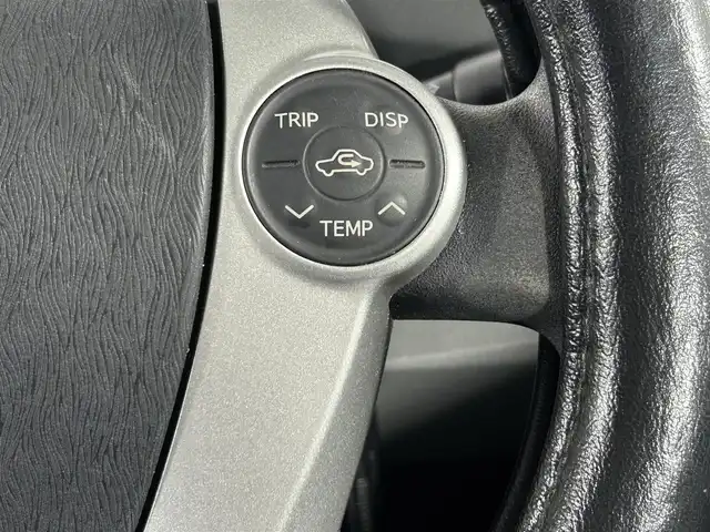 トヨタ プリウス S 佐賀県 2011(平23)年 17万km レッドマイカメタリック 純正メーカーオプションナビ/バックカメラ/CD/DVD/HDD/BT/MD/FM.AM/パーキングアシスト/ビルトインETC/ハンズフリー通話/ステアリングスイッチ/プッシュスタート/ヘッドライトレベライザー/電動ミラー/純正フロアマット/純正ドアバイザー/スマートキー×2/保証書/取扱説明書