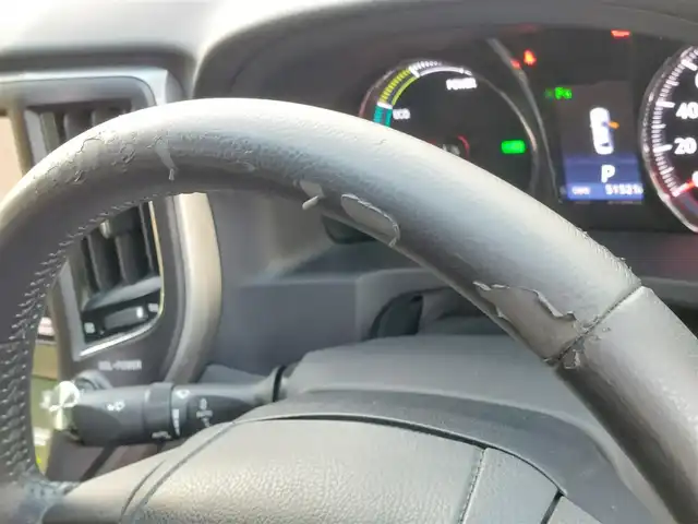 トヨタ クラウン ハイブリッド アスリートS ブラックスタイル 東京都 2015(平27)年 5.2万km ホワイトパールクリスタルシャイン ROJAMフルエアロ/ROJAM4本出しマフラー/サンルーフ/セーフティセンス/プリクラッシュセーフティ/レーンキープアシスト/レーダークルーズコントロール/純正SDナビ/パノラミックビューモニター/CD/DVD/BT/AM/FM/TV/レザーシート/シートヒーター/パワーシート/社外20インチAW/車高調キット/ビルトインETC