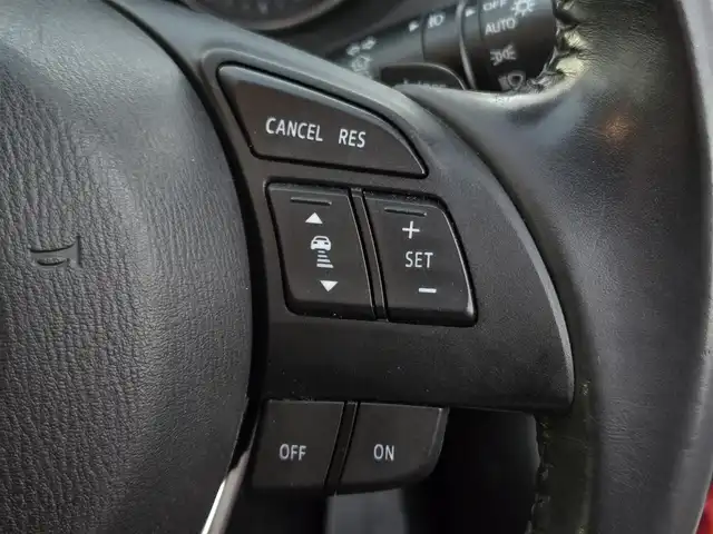 マツダ アテンザ ワゴン XD 鹿児島県 2014(平26)年 8万km ソウルレッドプレミアムメタリック 純正ＳＤナビ（ＣＡ９Ｋ３）　/レーダークルーズコントロール　/ビルトインＥＴＣ　/ドライブレコーダー　/Ｂｌｕｅｔｏｏｔｈオーディオ　/フルセグテレビ　/バックカメラ　/ＨＩＤヘッドライト　/パドルシフト/ＭＴモード付きＡＴ/純正アルミホイール(17インチ)/レーンキープアシスト/横滑り防止装置/プッシュスタート/スマートキー/エアバック(W+サイド)