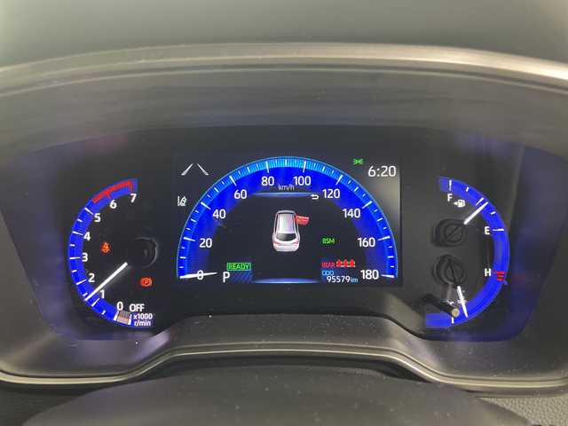 トヨタ カローラツーリング ハイブリッド ダブルバイビー 道央・札幌 2020(令2)年 9.6万km ホワイトパールクリスタルシャイン ・4WD/・純正ナビ/・TV&CD&DVD&BT&SD&Miracast/・バックカメラ/・トヨタセーフティーセンス/・レーダークルーズコントロール/・ブラインドスポットモニター/・ハーフレザーシート/・前席シートヒーター/・ステアリングスイッチ/・ステアリングヒーター/・ビルドインETC/・オートマチックハイビーム/・オートライト/・LEDヘッドライト/・スマートキー/・プッシュスタート