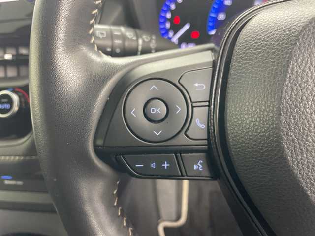 トヨタ カローラツーリング ハイブリッド ダブルバイビー 道央・札幌 2020(令2)年 9.6万km ホワイトパールクリスタルシャイン ・4WD/・純正ナビ/・TV&CD&DVD&BT&SD&Miracast/・バックカメラ/・トヨタセーフティーセンス/・レーダークルーズコントロール/・ブラインドスポットモニター/・ハーフレザーシート/・前席シートヒーター/・ステアリングスイッチ/・ステアリングヒーター/・ビルドインETC/・オートマチックハイビーム/・オートライト/・LEDヘッドライト/・スマートキー/・プッシュスタート