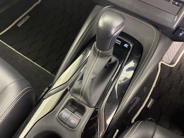 トヨタ カローラツーリング ハイブリッド ダブルバイビー 道央・札幌 2020(令2)年 9.6万km ホワイトパールクリスタルシャイン ・4WD/・純正ナビ/・TV&CD&DVD&BT&SD&Miracast/・バックカメラ/・トヨタセーフティーセンス/・レーダークルーズコントロール/・ブラインドスポットモニター/・ハーフレザーシート/・前席シートヒーター/・ステアリングスイッチ/・ステアリングヒーター/・ビルドインETC/・オートマチックハイビーム/・オートライト/・LEDヘッドライト/・スマートキー/・プッシュスタート