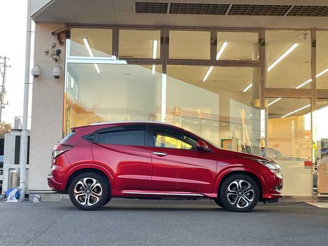 ホンダ ヴェゼル ハイブリッド Z ホンダセンシング 福島県 2018(平30)年 4.9万km プレミアムクリスタルレッドM 純正ＳＤナビ　ハーフレザーシート　バックカメラ　センシング　レーダークルーズコントロール　ＥＴＣ　レーンキープ　シートヒーター　純正アルミホイール　スマートキー　パドルシフト　純正フロアマット