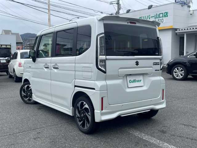 スズキ スペーシア カスタム HYBRID XS ターボ 山口県 2024(令6)年 0.7万km ピュアホワイトP ワンオーナー/純正ディスプレイオーディオ/BT/USB/フルセグTV/全周囲カメラ/両側パワースライドドア/純正LEDヘッドライト/純正フォグランプ/オートライト/ヘッドライトレベライザー/純正15インチアルミホイール/ハーフレザーシート/前席シートヒーター/革巻きステアリング/ステアリングスイッチ/パドルシフト/ステアリングヒーター/クルーズコントロール/天井サーキュレーター/衝突軽減ブレーキ/横滑り防止/コーナーセンサー/アイドリングストップ/スマートキー/ドライブレコーダー/純正ゴムフロアマット/電動格納ウインカードアミラー