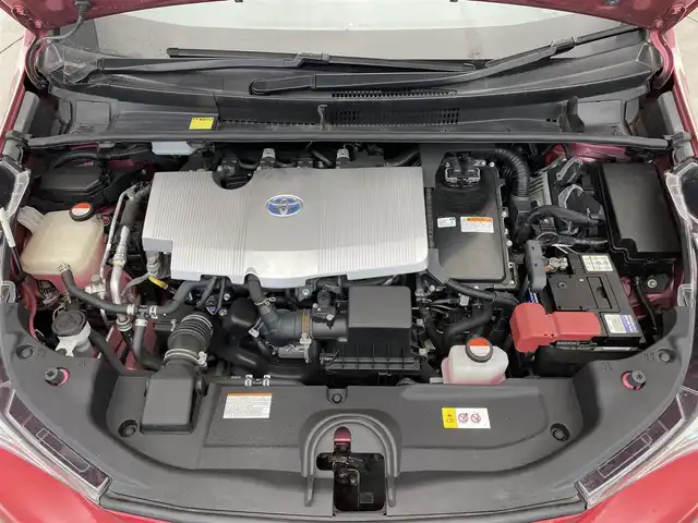 トヨタ プリウス S ツーリングセレクション 滋賀県 2016(平28)年 8.2万km エモーショナルレッド 禁煙車/純正9インチナビ/（CD/DVD/Bluetooth/フルセグTV/SD）/社外ドラレコ付きデジタルインナーミラー/バックカメラ/ビルトインETC/ステアリングスイッチ/プッシュスタート/スマートキー/電動格納ミラー/エアロ/フォグランプ/オートライト