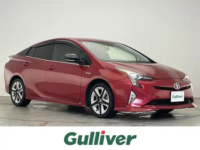 トヨタ プリウス S ツーリングセレクション 滋賀県 2016(平28)年 8.2万km エモーショナルレッド 禁煙車/純正9インチナビ/（CD/DVD/Bluetooth/フルセグTV/SD）/社外ドラレコ付きデジタルインナーミラー/バックカメラ/ビルトインETC/ステアリングスイッチ/プッシュスタート/スマートキー/電動格納ミラー/エアロ/フォグランプ/オートライト