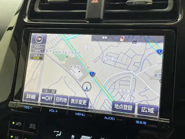 トヨタ プリウス S ツーリングセレクション 滋賀県 2016(平28)年 8.2万km エモーショナルレッド 禁煙車/純正9インチナビ/（CD/DVD/Bluetooth/フルセグTV/SD）/社外ドラレコ付きデジタルインナーミラー/バックカメラ/ビルトインETC/ステアリングスイッチ/プッシュスタート/スマートキー/電動格納ミラー/エアロ/フォグランプ/オートライト