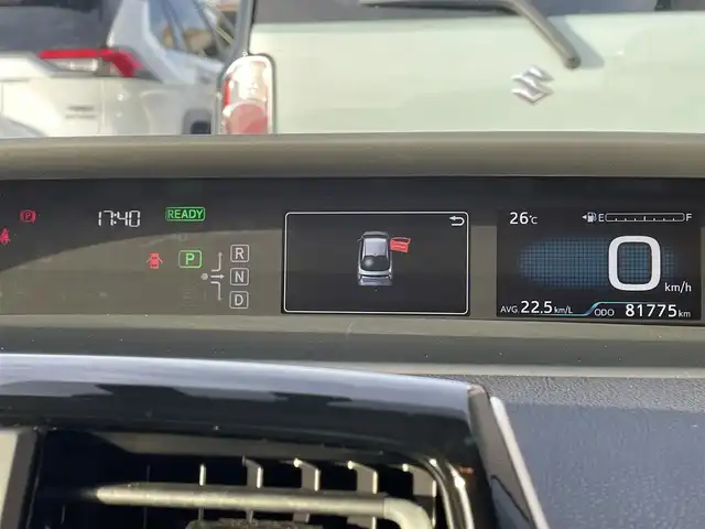 トヨタ プリウス S ツーリングセレクション 滋賀県 2016(平28)年 8.2万km エモーショナルレッド 禁煙車/純正9インチナビ/（CD/DVD/Bluetooth/フルセグTV/SD）/社外ドラレコ付きデジタルインナーミラー/バックカメラ/ビルトインETC/ステアリングスイッチ/プッシュスタート/スマートキー/電動格納ミラー/エアロ/フォグランプ/オートライト
