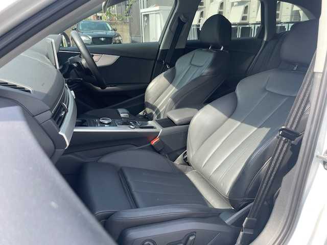 アウディ Ａ４ 40TFSIスポーツ 青森県 2020(令2)年 4.7万km グレイシアホワイトメタリック ワンオーナー/グレイシアホワイトメタリック（OPカラー）/純正18インチアルミホイール/純正メモリーナビ/【Bluetooth/USB/TV/AUX/CD/DVD】/アラウンドビューモニター/純正前後ドライブレコーダー/前後バンパーソナー/純正18インチアルミホイール/パークアシスト/アダプティブクルーズコントロール/レザーシート/前席パワーシート（D席メモリ付）/前席シートヒーター/革巻きステア/ノブ/パドルシフト/バーチャルコックピッド/LEDオートライト/オートワイパー/オートホールド/パワーバックドア/ETC2.0/プッシュスタートシステム/W/サイド/カーテンエアバッグ/ABS/スマートキーx2/点検記録簿/【R3.R4.R5.R6.R７】/保証書/取扱説明書