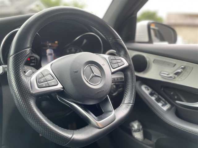メルセデス・ベンツ ＧＬＣ２２０ d 4マチックスポーツ 栃木県 2019(平31)年 5.4万km ポーラホワイト レーダーセーフティパッケージ/ナビ/フルセグTV/全方位カメラ/ETC/ハーフレザー /パワーシート /全席シートヒーター /ヘッドアップディスプレイ/パワーテールゲート/レーンキープアシスト/ブラインドスポット /パークトロニック /キーレスゴー/LEDヘッドライト/オートライト/パナメリカーナグリル/　純正グリル積み込み