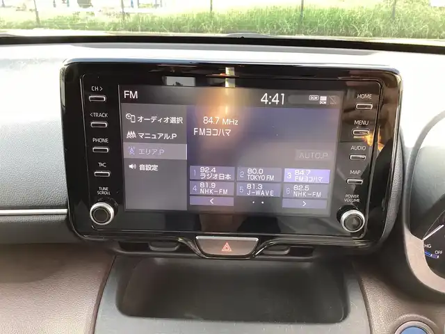 トヨタ ヤリスクロス ハイブリッド Z 神奈川県 2020(令2)年 5.2万km ブラスゴールドメタリック ワンオーナー/セーフティーセンス/スタッドレス付き/純正ディスプレイオーディオ/Bluetooth/AM/FM/レーダークルーズコントロール/衝突被害軽減ブレーキ/コーナーセンサー/レーンアシスト/パワーシート/シートヒーター/ハーフレザーシート/ETC/純正フロアマット/純正18インチアルミホイール/LEDオートライト/オートマチックハイビーム/電動格納ミラー