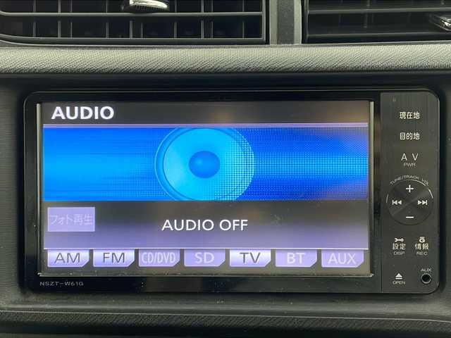 トヨタ アクア S 茨城県 2012(平24)年 7.6万km ライムホワイトパールクリスタルシャイン モデリスタエアロ/純正ナビ/　（CD/DVD/Bluetooth/TV）/バックカメラ/ETC/ステアリングスイッチ/ドライブレコーダー/電動格納ミラー/純正フロアマット/HIDライト/オートライト/プッシュスタート/スマートキー