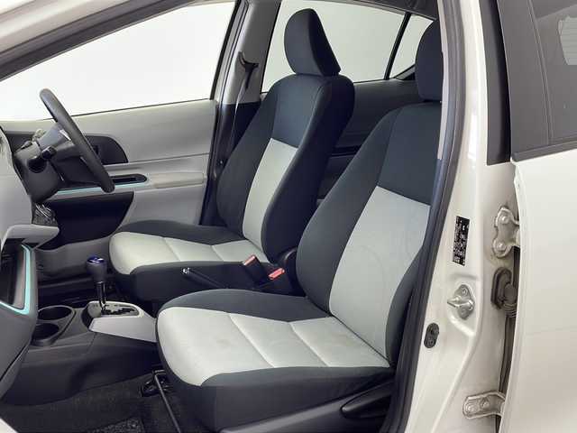 トヨタ アクア S 茨城県 2012(平24)年 7.6万km ライムホワイトパールクリスタルシャイン モデリスタエアロ/純正ナビ/　（CD/DVD/Bluetooth/TV）/バックカメラ/ETC/ステアリングスイッチ/ドライブレコーダー/電動格納ミラー/純正フロアマット/HIDライト/オートライト/プッシュスタート/スマートキー