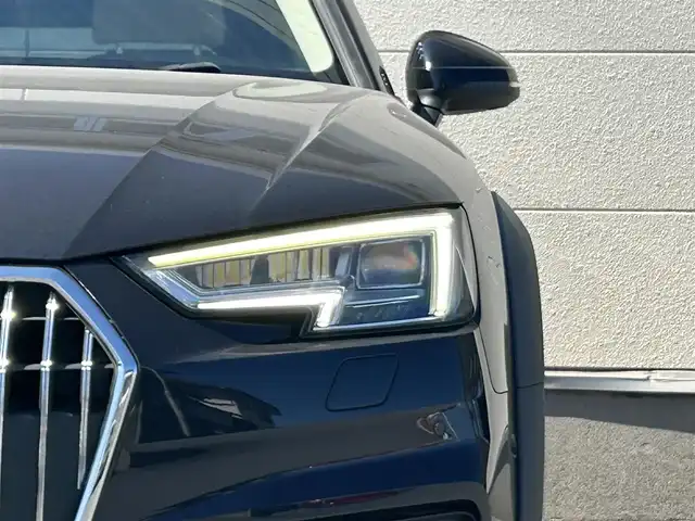 アウディ Ａ４ オールロードクワトロ 茨城県 2018(平30)年 3.3万km 青 純正ナビ/ワンセグTV/Bluetooth接続/バックカメラ/前方ドライブレコーダー/クルーズコントロール/シートヒーター/パワーシート/ビルトインETC/パドルシフト/茶革シート/電動リアゲート/純正１７インチアルミホイール/純正フロアマット