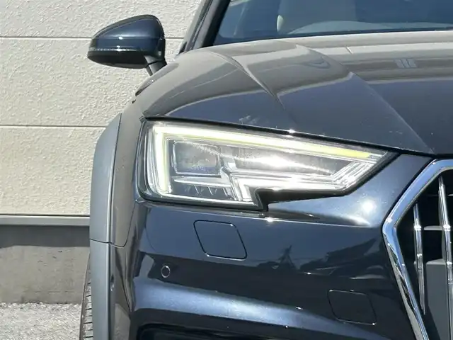 アウディ Ａ４ オールロードクワトロ 茨城県 2018(平30)年 3.3万km 青 純正ナビ/ワンセグTV/Bluetooth接続/バックカメラ/前方ドライブレコーダー/クルーズコントロール/シートヒーター/パワーシート/ビルトインETC/パドルシフト/茶革シート/電動リアゲート/純正１７インチアルミホイール/純正フロアマット