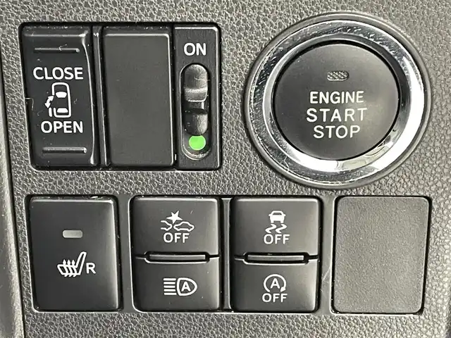 ダイハツ タント カスタム X トップED SA Ⅲ 熊本県 2017(平29)年 6.1万km ブラックマイカメタリック ワンオーナー　/禁煙車　/社外ナビ（ＣＤ・ＤＶＤ・フルセグ・ＢＴ・ＳＤ・ＵＳＢ）/バックカメラ　/片側パワースライドドア　/後ろのみクリアランスソナー　/衝突軽減ブレーキ　/横滑り防止　/アイドリングストップ/ハーフレザーシート/社外フロアマット/純正１４インチAW/オートライト/オートマチックハイビーム/LEDヘッドライト/フォグランプ/スマートキー/プッシュスタート/保証書/取扱説明書