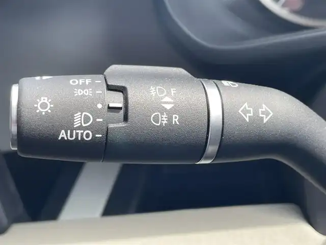 ランドローバー ランドローバー ディフェンダー 90S 高知県 2022(令4)年 1.5万km 黒 純正ナビ/　【Bluetooth/USB/Apple CarPlay】/ドライバーアシストパック/　・ブラインドスポットアシスト/　・クリアイジットモニター/　・アダプティブクルーズコントロール/　・リアコリジョモニター/　・リアトラフィックミニター/３６０°カメラ/レーンキープアシスト/レザーシート/純正１９インチAW
