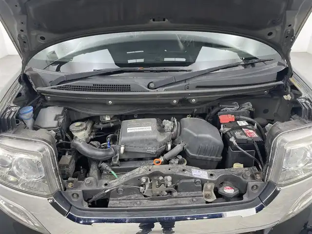 ホンダ Ｎ ＢＯＸ カスタム SSブラックSパッケージ 大分県 2017(平29)年 8.8万km クリスタルブラックパール 純正ナビ　型式：VXM-174VFXi/【フルセグTV、DVD再生可、BT対応】/ステアリングスイッチ/バックカメラ/両側電動スライドドア/ビルトインETC/前席シートヒーター/革調シートカバー/アイドリングストップ/横滑り防止装置/電動格納ミラー(オートリトラ機能付)/純正フロアマット/オートライト/HIDヘッドライト/LEDフォグ/純正14インチアルミホイール