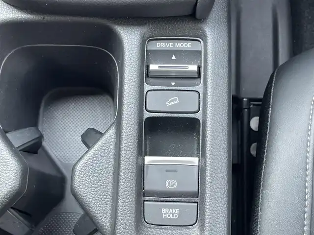 ホンダ ヴェゼル ハイブリッド e:HEV Z 滋賀県 2023(令5)年 1.4万km ミッドナイトブルービームM 純正9型ナビ/・Bluetooth/USB/フルセグ/バックカメラ/追従クルーズコントロール/パワーリアゲート/LEDライト/ハーフレザーシート/シートヒーター/ステアリングヒーター/前後ソナー/純正１８AW/オートライト/オートハイビーム/電子パーキング