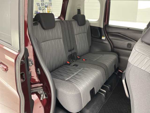 スズキ ソリオ HV MZ 愛知県 2023(令5)年 1.2万km メロウディープレッドパール 純正8型ディスプレイオーディオナビ/全方位カメラ/両側パワースライドドア/レーダークルーズコントロール/シートヒーター/バックカメラ/コーナーセンサー/ヘッドアップディスプレイ/純正アルミホイール/LEDヘッドライト/オートライト/衝突軽減システム/フルセグ/CD DVD/サーキュレーター/ステアリングスイッチ/スマートキー/プッシュスタート