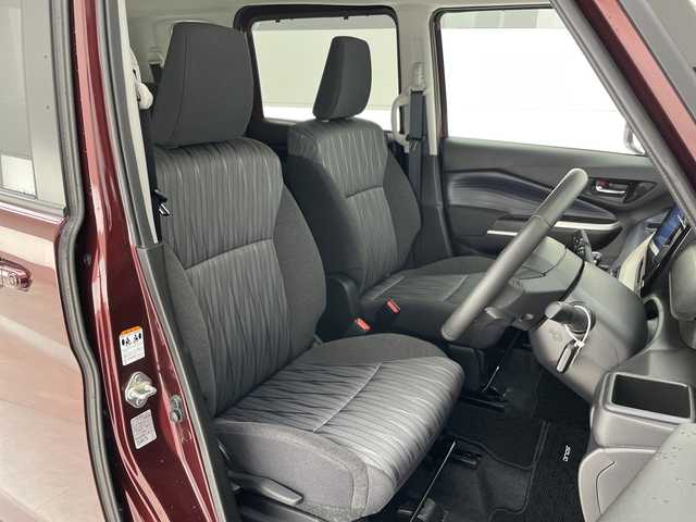 スズキ ソリオ HV MZ 愛知県 2023(令5)年 1.2万km メロウディープレッドパール 純正8型ディスプレイオーディオナビ/全方位カメラ/両側パワースライドドア/レーダークルーズコントロール/シートヒーター/バックカメラ/コーナーセンサー/ヘッドアップディスプレイ/純正アルミホイール/LEDヘッドライト/オートライト/衝突軽減システム/フルセグ/CD DVD/サーキュレーター/ステアリングスイッチ/スマートキー/プッシュスタート